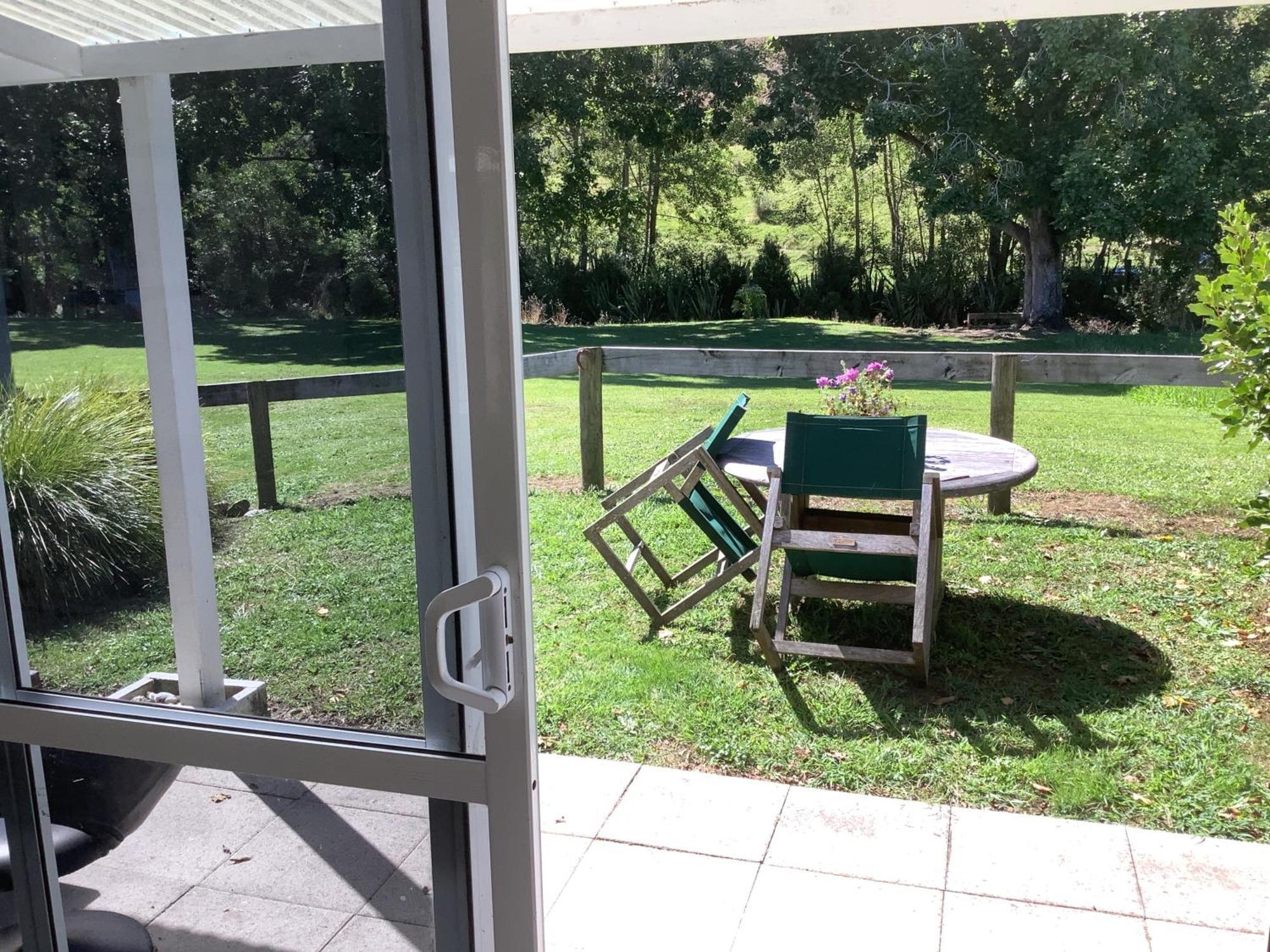 Wood Pigeon Pet Friendly Free Breakfast Hauraki Rail Trail 2kms Apartment *